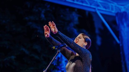 Šarköziovci budú starí rodičia. Ich jediná dcéra VANESSA je tehotná