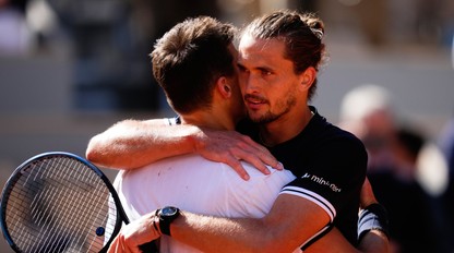 Cesta MENŠÍKA na Roland Garros končí, ZVEREV prvým finalistom