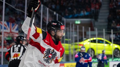Rakúsko zvládlo náročný duel, Briti s dvoma gólmi