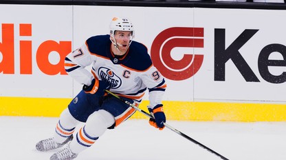 Dva góly, tri asistencie. MCDAVID si ide svoju vlastnú NHL