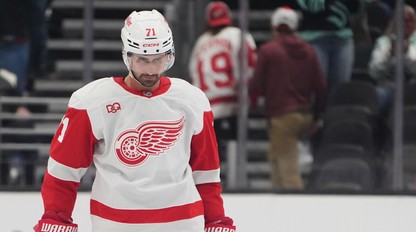Bývalý kapitán Detroitu už za Red Wings nenastúpi, LARKINA suspendovali