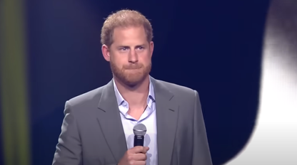 PRVÉ vyjadrenie princa Harryho po návrate do Británie! TOTO novinárom povedal!