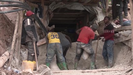 Pri zrútení bane na východe Konga zahynulo viac ako 200 ľudí