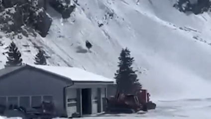 Vo Švajčiarsku sa odtrhla lanovka. Po páde sa kabína opakovane pretáčala