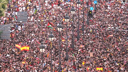 Veľká FOTOGALÉRIA španielskych majstrov sveta po návrate domov