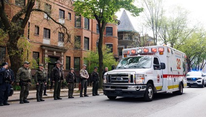 Streľba v chicagskej nemocnici si vyžiadala život policajta, ďalší je v kritickom stave