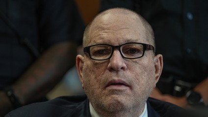 Harvey Weinstein si vypočul rozsudok: za sexuálne napadnutie dostal 15 rokov