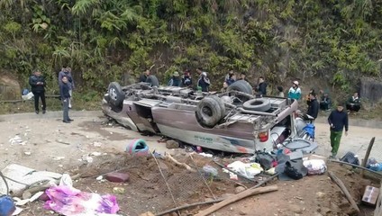 Autobus sa zrútil na horskej ceste. Pri nehode zahynulo deväť ľudí
