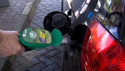 Česko rokuje so Slovenskom o dodávkach palív zo Slovnaftu, rieši možné výpadky z Nemecka