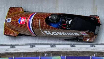 Bobistky ČERŇANSKÁ a MOKRÁŠOVÁ sú priebežne na 15. pozícii