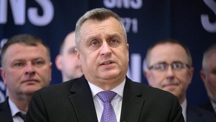 Siahne vláda na 13. dôchodky a zdaní veľké firmy? Danko priblížil možné opatrenia
