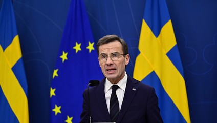 Vo švédskych parlamentných voľbách tesne zvíťazil pravicový blok