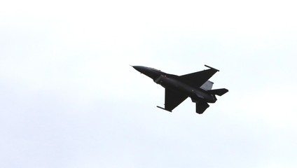 Turecko zvažuje vyslať stíhačky na okupovanú severnú časť Cypru