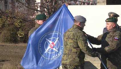 Medzinárodná jednotka NATO pôsobí na Slovensku už deväť rokov. Vymenovali jej nového veliteľa