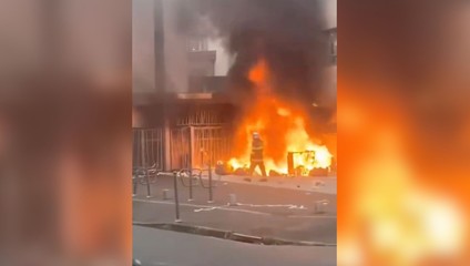 Francúzski žiaci protestujú pre zlé podmienky školách. Desiatky zranených, vyše 160 zadržaných