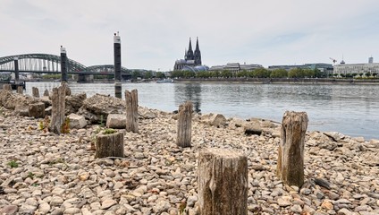 V Kolíne nad Rýnom našli 200 kilovú bombu. Ohrozené je aj vysielanie známej televízie
