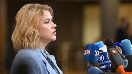 Lotyšská premiérka Siliňová rezignuje po incidente s dronmi