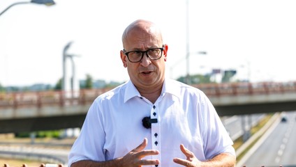 Politológ: Ráž mal odstúpiť z funkcie ministra skôr, teraz by to pôsobilo účelovo