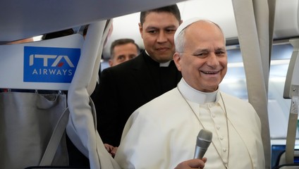 Lekári potvrdili zhubný nález v pľúcach pápeža Leva XIV.