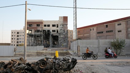 USA spustili ďalšie útoky na Irán. Teherán páli rakety na krajiny v regióne