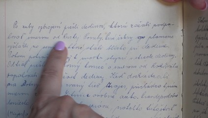 Nemci jej upálili otca, štát jej roky odmietal príspevok. Pani Anna sa ho nedožila