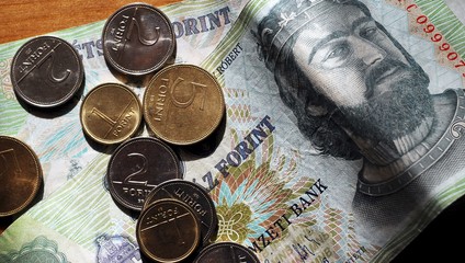 Syn exguvernéra MNB Ádám Matolcsy presúva majetok do Dubaja