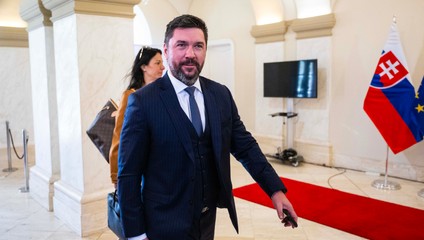 Takáč ako minister zarába okolo 7400 eur. Zmrazenie platov by bola dehonestácia