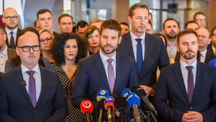 Opozícia sa zhoduje: Štátny rozpočet je neudržateľný a ohrozuje ekonomiku