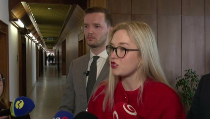 Marcinková: Fico sa chválil ranným cvičením. Keď chceme odpovede, máme behať po hrádzi