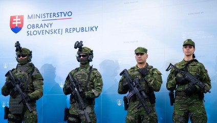 Eurokomisár hovorí o potrebe jednotnej obrany EÚ, Kaliňák európsku armádu odmieta