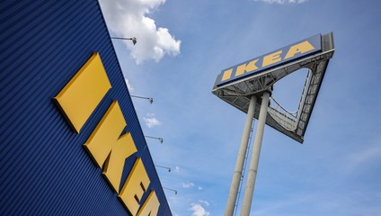 IKEA sťahuje z predaja populárne lampy. Hrozí úraz elektrickým prúdom