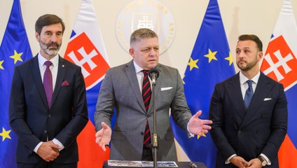 Politikom sa blížia letné prázdniny: Na jeseň môže byť situácia napätá