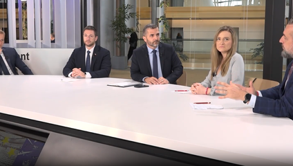 Mazurek žiada tvrdší postup proti protiruským sankciám. Blaha argumentuje dôsledkami