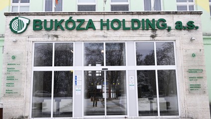 Areál Bukózy sa mení na ekologickú hrozbu. Úrady hovoria o časovanej bombe