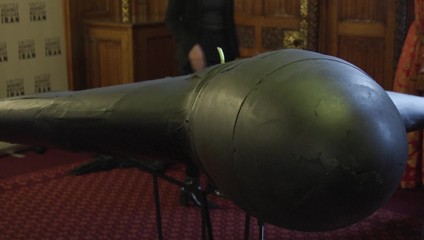 Nad francúzskou základňou s jadrovými ponorkami sa objavili drony