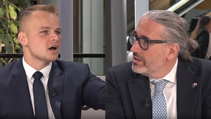 „Máte ruky od krvi.“ Hojsík Mazurekovi: Od predsedu fašistickej strany by som nič iné nečakal