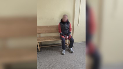 Mykhailo (47) onanoval v blízkosti dievčaťa na stanici. Po incidente ušiel autom