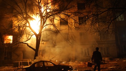 1374. deň na Ukrajine: Ukrajina a Rusko hlásia vzdušné útoky nepriateľa, Kyjev tiež zásah ruskej rafinérie