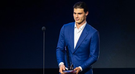 Hokejistom roka 2025 sa stal Slafkovský. Do Siene slávy sa dostali Chára a Siroťák