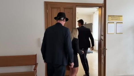 Na súde opäť riešia konflikt Kuffovcov. Hlavné pojednávanie pokračuje po takmer ročnej prestávke
