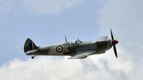 Lietali na ňom československí letci počas druhej svetovej vojny, teraz sa spitfire vrátil do Prahy