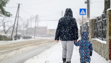 Pripravte si dáždniky: Po snehu prichádzajú silné búrky, meteorológovia varujú pred povodňami