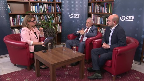 Analýzy 24: „Slovenská zahraničná politika je mimoriadne nečitateľná,“ tvrdí Dubéci