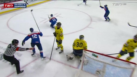 Slováci hrali so Švédmi vyrovnanú partiu