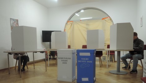 V jednej obci je o výsledku volieb rozhodnuté vopred, inde sa mení starosta po 40 rokoch