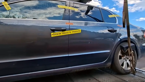 Polícia v Prahe rieši brutálne znásilnenie, podozrivý sa mal vydávať za taxikára
