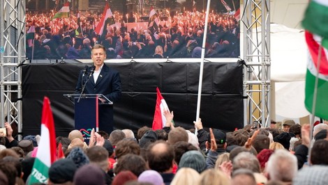 Vrátime ľuďom, čo im Orbánova vláda ukradla, vraví opozičný líder Magyar