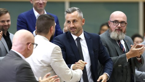 Nemecká AfD terčom hackerov: Útočníci tvrdia, že získali aj schránku bývalého šéfa