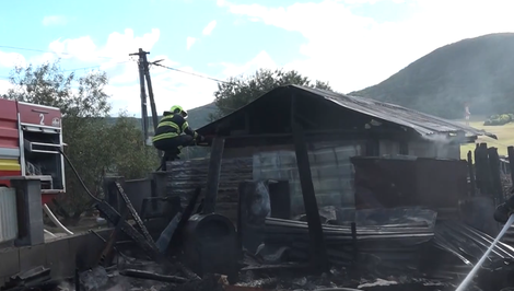 V osade pri Prešove horelo. Desiatky ľudí zostali bez strechy nad hlavou