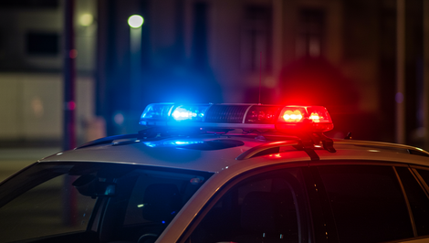 Francúzsky súd odsúdil za znásilnenie troch mužov. Kľúčové boli dôkazy poskytla matka